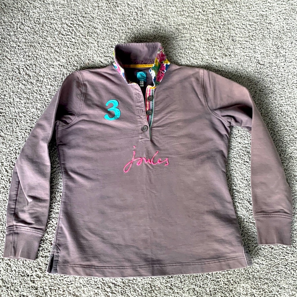 Long sleeve three button shirt